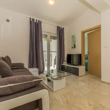 Apartman Djian Vir